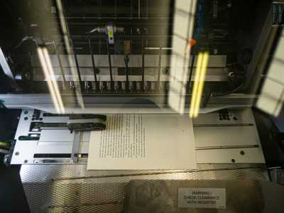 ...anche se oggi a fare il lavoro ci sono delle modernissime stampanti digitali
